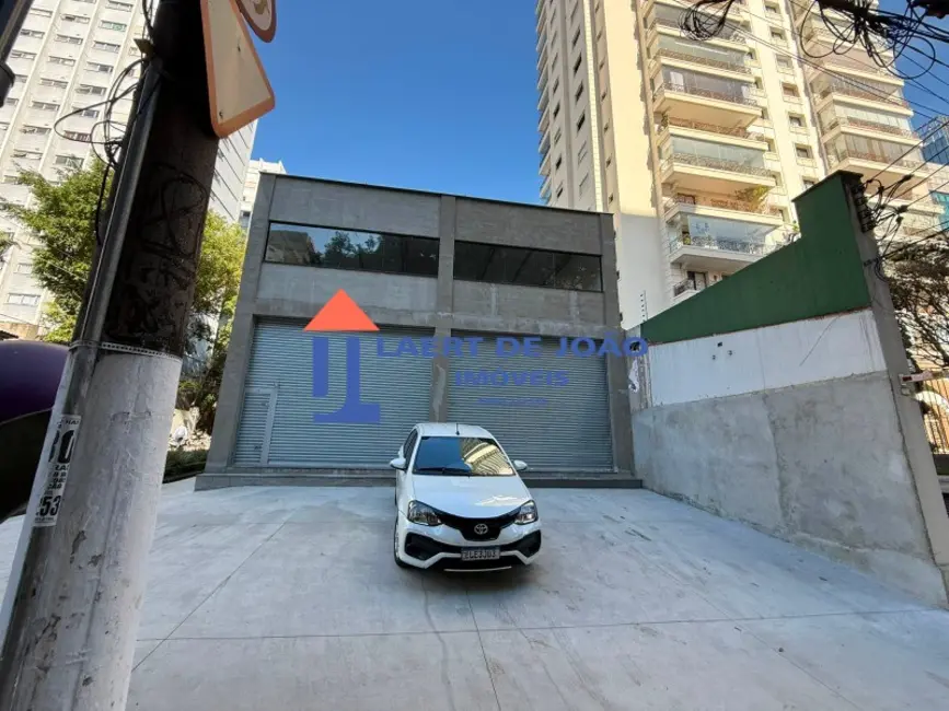 Armazém / Galpão para alugar, 370m2 em Campo Belo, São Paulo - SP - imagem 4 Foto 4 de Armazém / Galpão para alugar, 370m2 em Campo Belo, São Paulo - SP