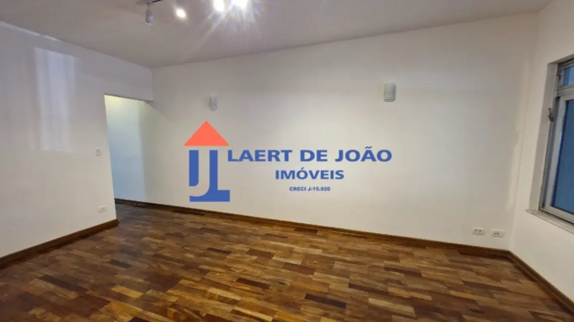 Foto 6 de Casa com 3 quartos para alugar, 120m2 em Jardim Aeroporto, São Paulo - SP