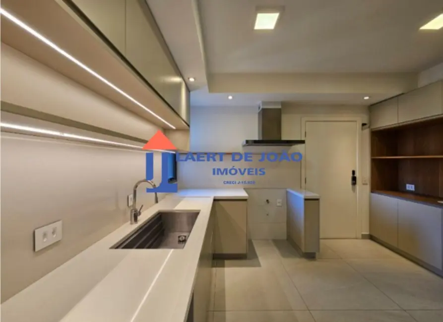 Foto 9 de Apartamento com 4 quartos à venda, 192m2 em Campo Belo, São Paulo - SP