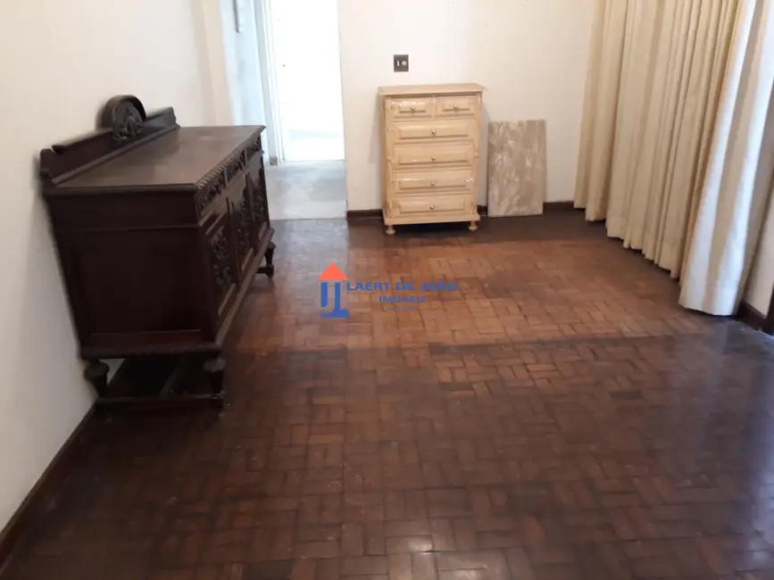 Casa com 3 quartos à venda, 180m2 em São Paulo - SP - imagem 2 Foto 2 de Casa com 3 quartos à venda, 180m2 em São Paulo - SP