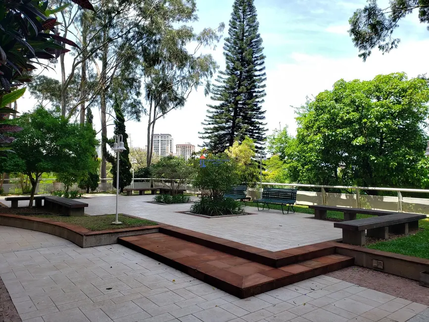 Apartamento com 3 quartos à venda, 210m2 em Santo Amaro, São Paulo - SP - imagem 3 Foto 3 de Apartamento com 3 quartos à venda, 210m2 em Santo Amaro, São Paulo - SP