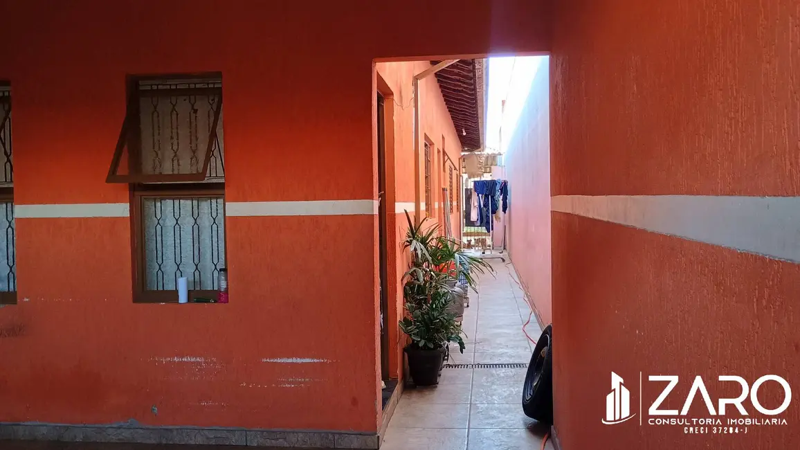 Foto 2 de Casa com 2 quartos à venda, 165m2 em Vila Cristina, Rio Claro - SP