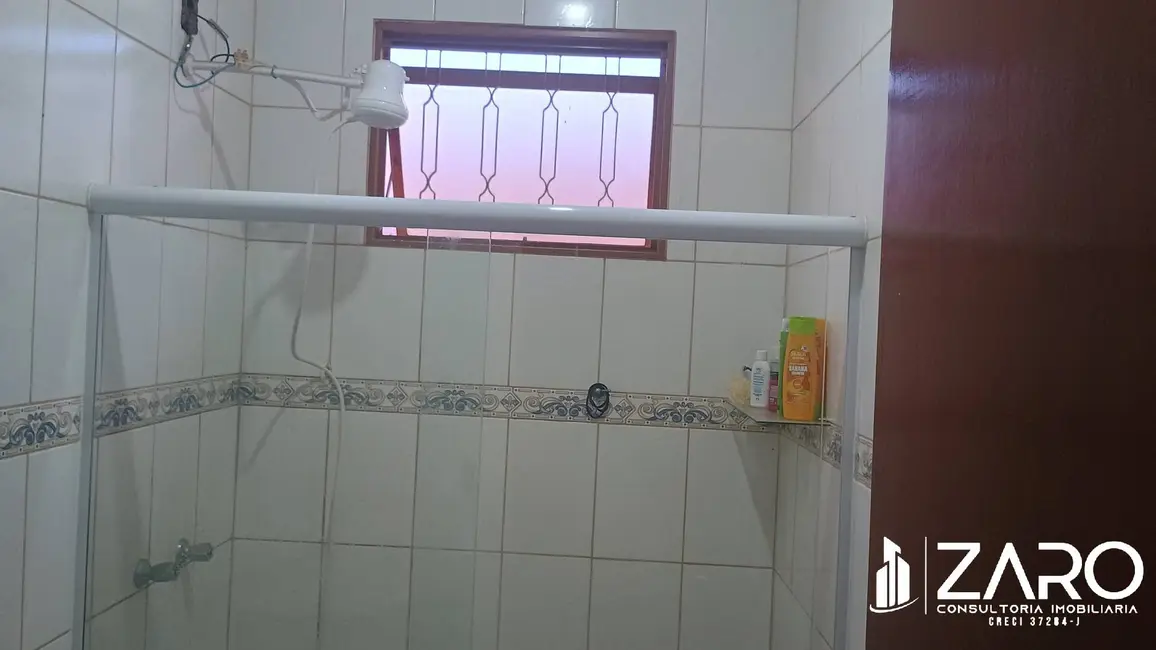 Foto 8 de Casa com 2 quartos à venda, 165m2 em Vila Cristina, Rio Claro - SP