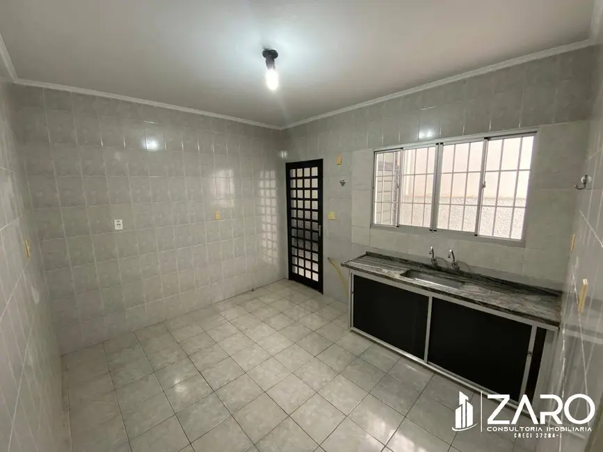 Casa com 3 quartos para alugar em Vila Cristina, Rio Claro - SP - imagem 7 Foto 7 de Casa com 3 quartos para alugar em Vila Cristina, Rio Claro - SP