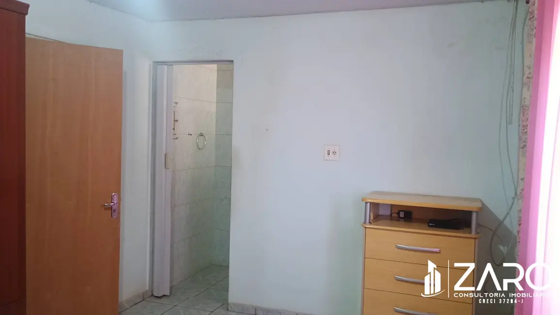 Foto 7 de Casa com 2 quartos à venda, 200m2 em Jardim Bandeirante (COHAB), Rio Claro - SP