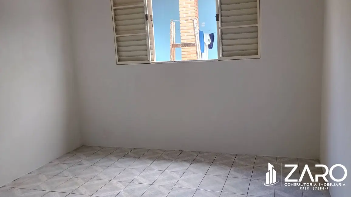 Foto 6 de Casa com 2 quartos à venda e para alugar, 131m2 em Parque Residencial Brasília, Rio Claro - SP