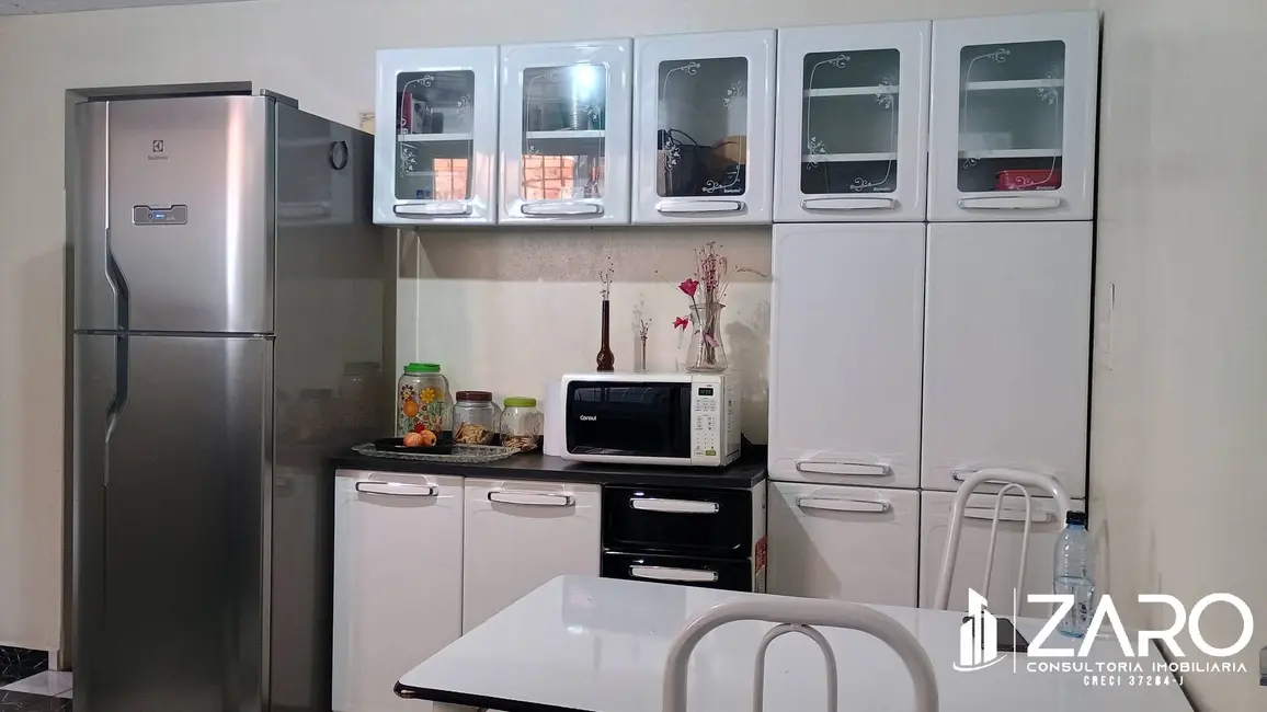 Foto 9 de Casa com 2 quartos à venda e para alugar, 131m2 em Parque Residencial Brasília, Rio Claro - SP