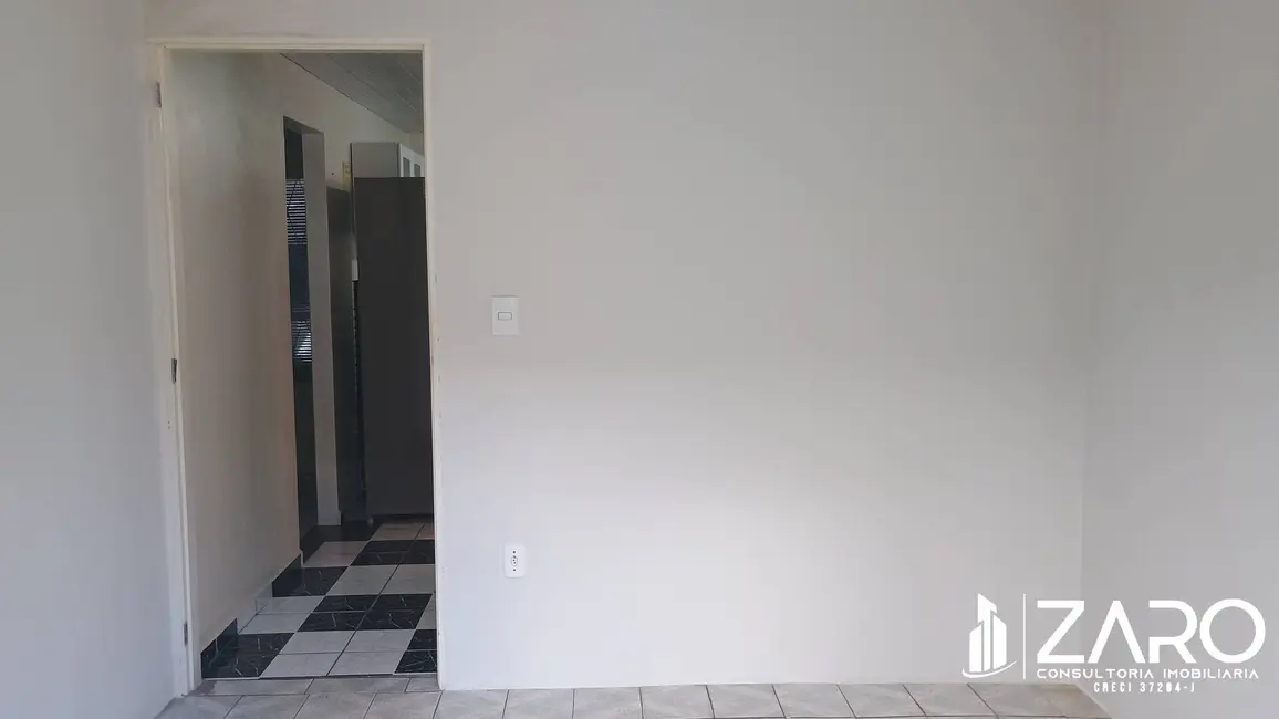 Foto 8 de Casa com 2 quartos à venda e para alugar, 131m2 em Parque Residencial Brasília, Rio Claro - SP