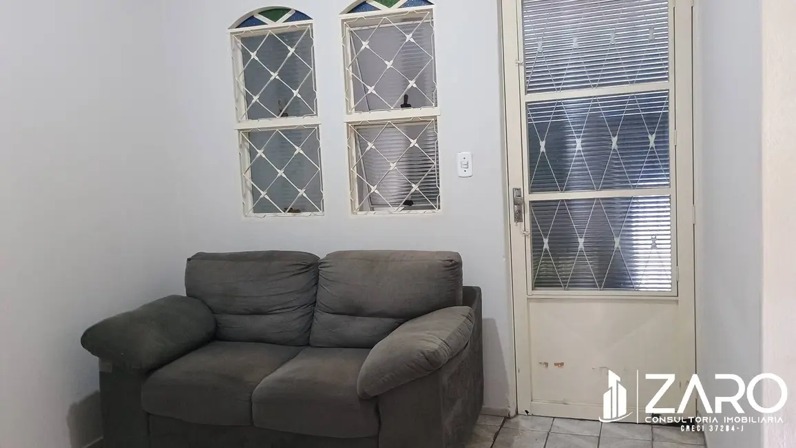 Foto 3 de Casa com 2 quartos à venda e para alugar, 131m2 em Parque Residencial Brasília, Rio Claro - SP