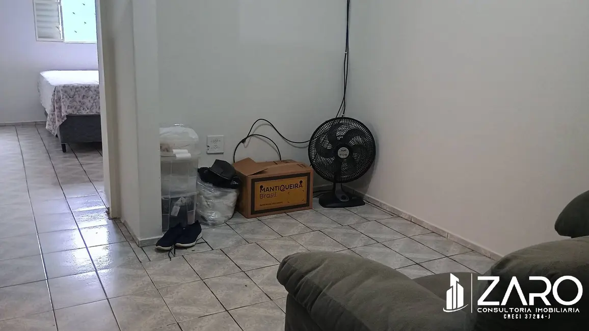 Foto 2 de Casa com 2 quartos à venda e para alugar, 131m2 em Parque Residencial Brasília, Rio Claro - SP