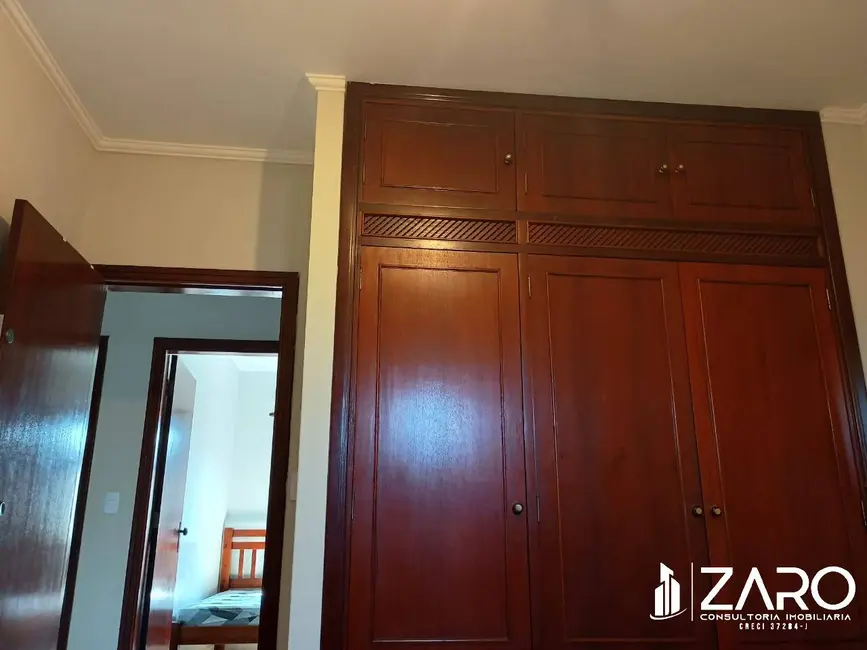 Foto 5 de Casa com 3 quartos à venda, 210m2 em Vila Indaiá, Rio Claro - SP