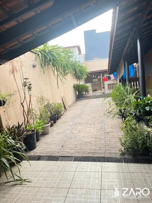 Foto 1 de Sobrado com 4 quartos à venda, 300m2 em Jardim Mirassol, Rio Claro - SP