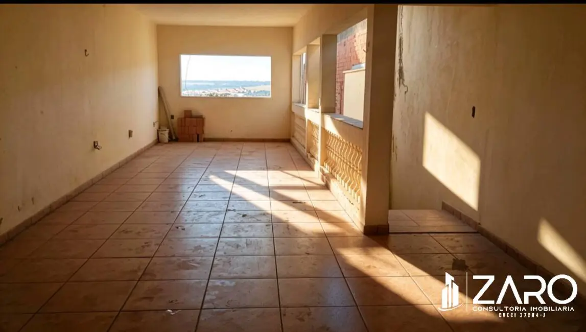 Foto 1 de Casa com 2 quartos para alugar, 150m2 em Parque Universitário, Rio Claro - SP