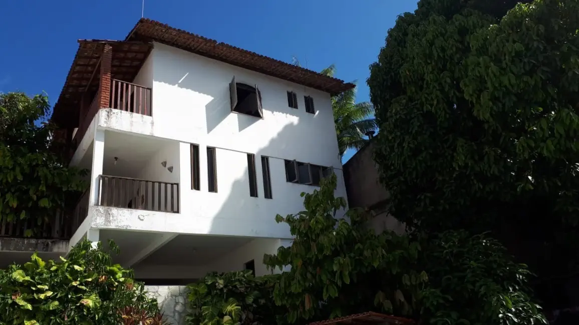 Foto 2 de Casa com 4 quartos à venda, 350m2 em Candeal, Salvador - BA