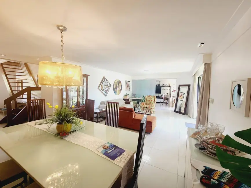 Casa de Condomínio com 4 quartos à venda, 250m2 em Jaguaribe, Salvador - BA - imagem 4 Foto 4 de Casa de Condomínio com 4 quartos à venda, 250m2 em Jaguaribe, Salvador - BA
