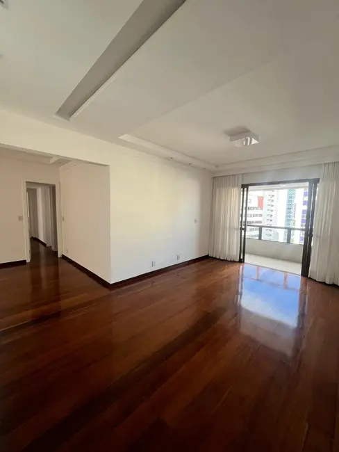 Foto 1 de Apartamento com 4 quartos à venda, 140m2 em Itaigara, Salvador - BA