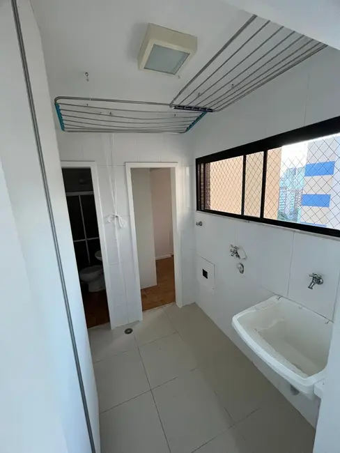 Foto 8 de Apartamento com 4 quartos à venda, 140m2 em Itaigara, Salvador - BA