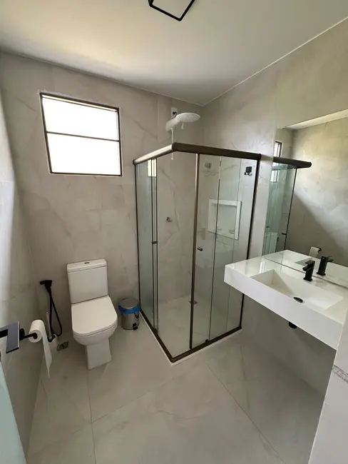 Foto 5 de Casa de Condomínio com 3 quartos à venda, 310m2 em Buraquinho, Lauro De Freitas - BA