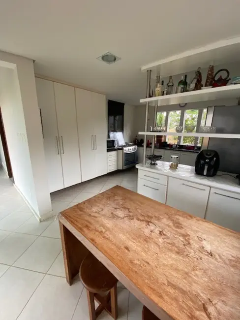 Foto 7 de Casa de Condomínio com 4 quartos à venda, 318m2 em Camacari - BA