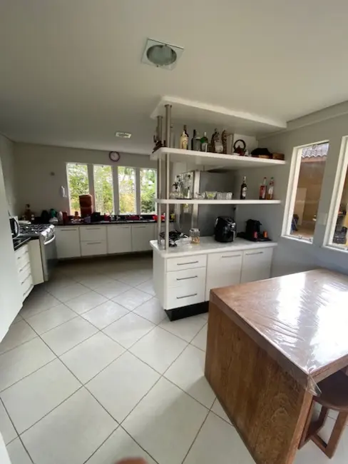 Foto 8 de Casa de Condomínio com 4 quartos à venda, 318m2 em Camacari - BA