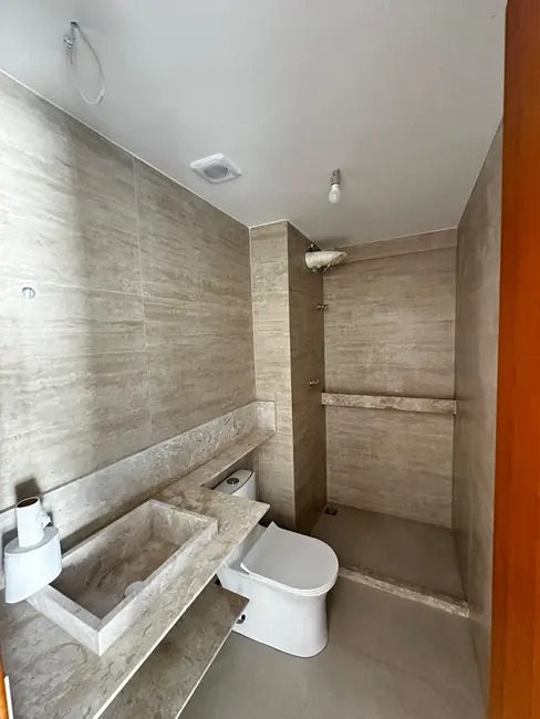 Apartamento com 1 quarto à venda, 43m2 em Itapuã, Salvador - BA - imagem 3 Foto 3 de Apartamento com 1 quarto à venda, 43m2 em Itapuã, Salvador - BA