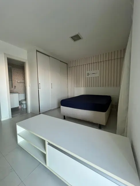 Foto 2 de Apartamento com 2 quartos à venda, 45m2 em Caminho das Árvores, Salvador - BA