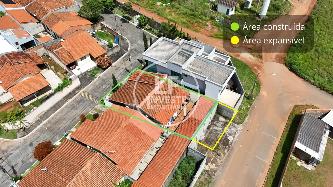 Casa de Condomínio com 4 quartos à venda, 200m2 em Condomínio Amin Camargo, Goiania - GO - imagem 3 Foto 3 de Casa de Condomínio com 4 quartos à venda, 200m2 em Condomínio Amin Camargo, Goiania - GO