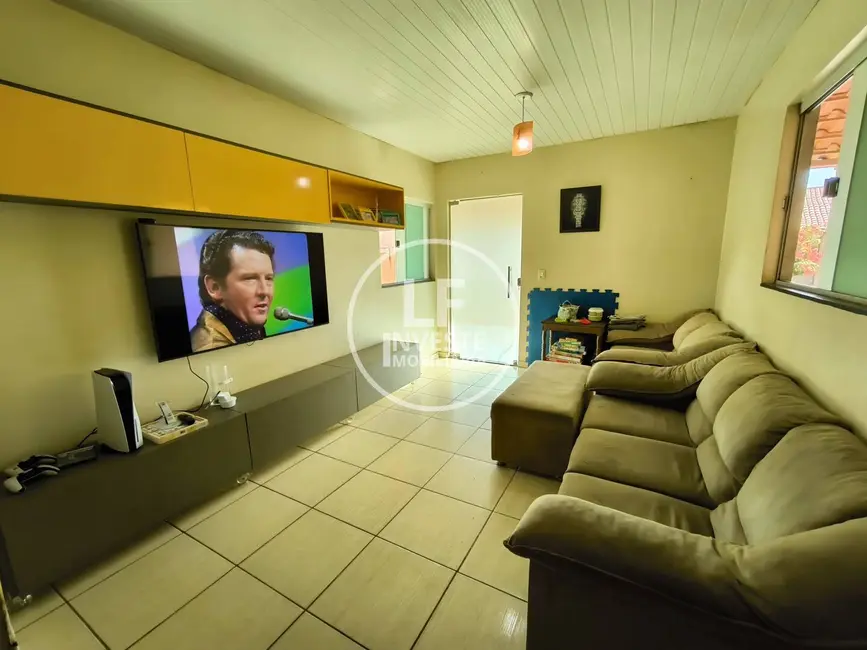 Casa de Condomínio com 4 quartos à venda, 200m2 em Condomínio Amin Camargo, Goiania - GO - imagem 6 Foto 6 de Casa de Condomínio com 4 quartos à venda, 200m2 em Condomínio Amin Camargo, Goiania - GO