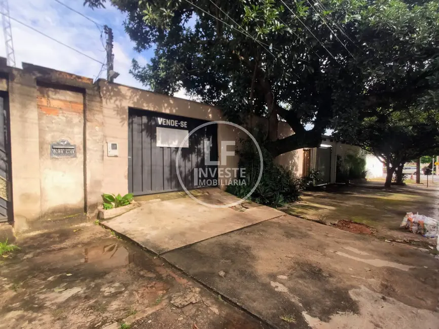 Foto 2 de Casa com 3 quartos à venda, 250m2 em Conjunto Vila Isabel, Goiania - GO