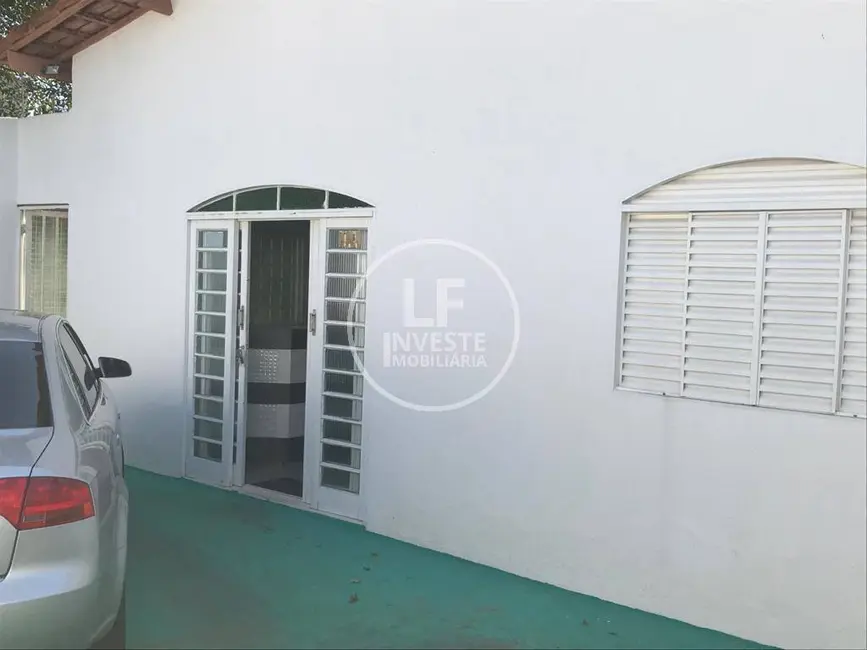 Foto 1 de Casa com 3 quartos à venda, 310m2 em Setor Garavelo, Aparecida De Goiania - GO