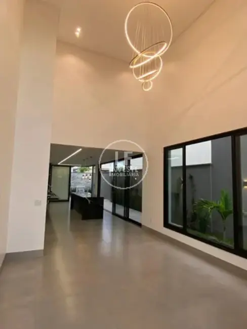 Foto 3 de Casa de Condomínio com 3 quartos à venda, 312m2 em Jardim Cristal, Aparecida De Goiania - GO
