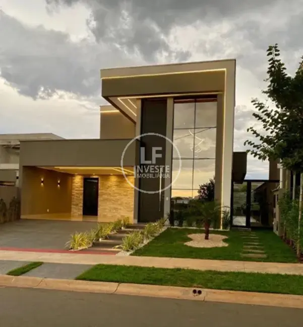 Foto 1 de Casa de Condomínio com 3 quartos à venda, 312m2 em Jardim Cristal, Aparecida De Goiania - GO