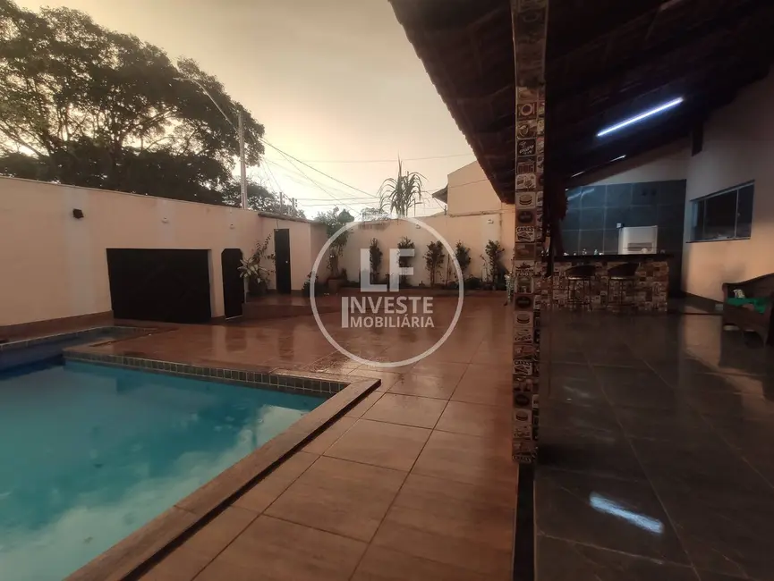 Foto 5 de Casa com 3 quartos à venda, 390m2 em Residencial Morada do Sol, Senador Canedo - GO