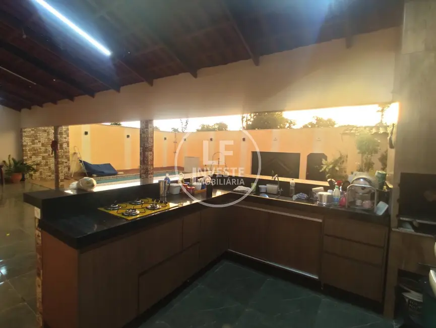 Foto 8 de Casa com 3 quartos à venda, 390m2 em Residencial Morada do Sol, Senador Canedo - GO