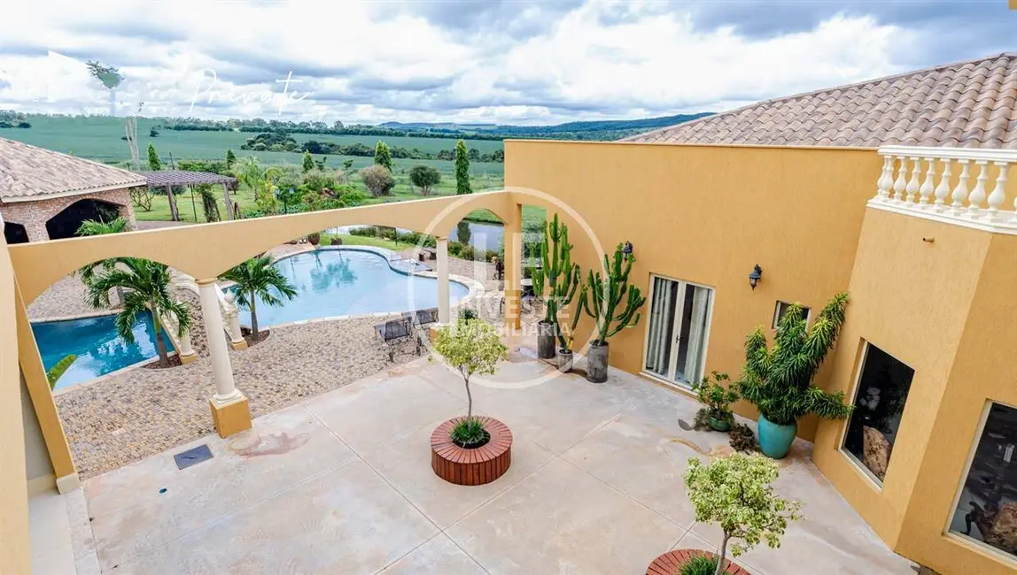 Foto 6 de Casa de Condomínio com 4 quartos à venda, 2465m2 em Hidrolandia - GO