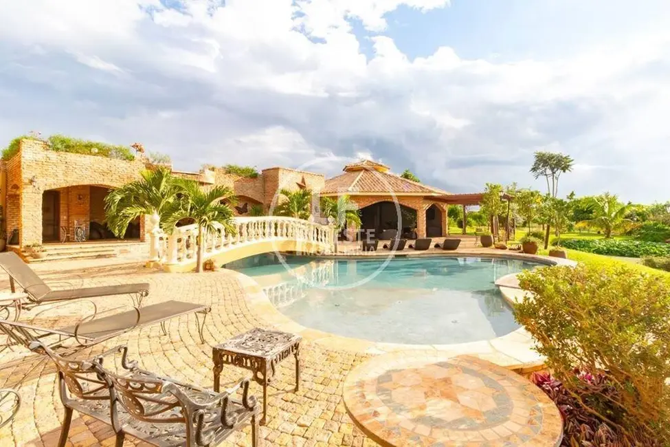 Foto 8 de Casa de Condomínio com 4 quartos à venda, 2465m2 em Hidrolandia - GO