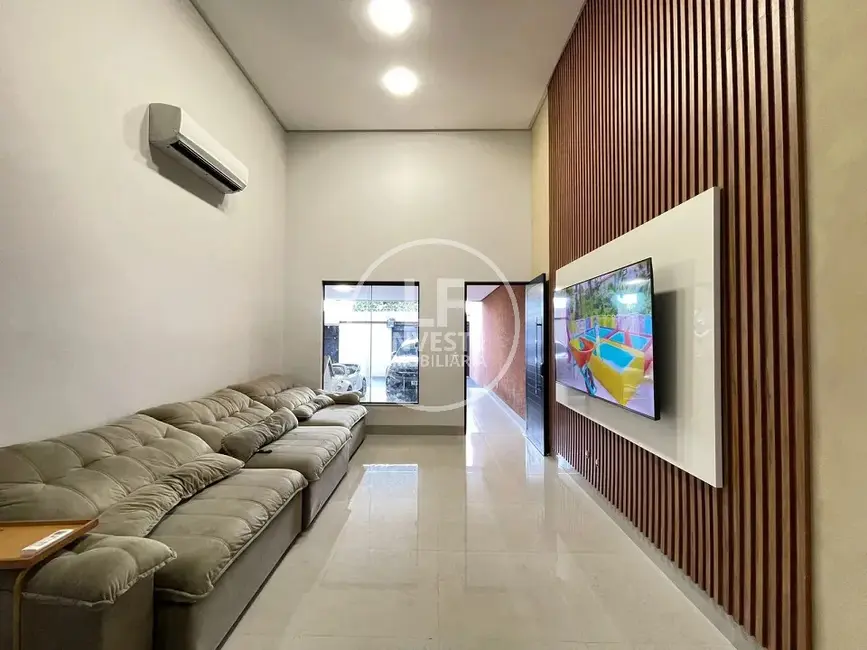 Foto 8 de Casa com 3 quartos à venda, 160m2 em Vila Rosa, Goiania - GO