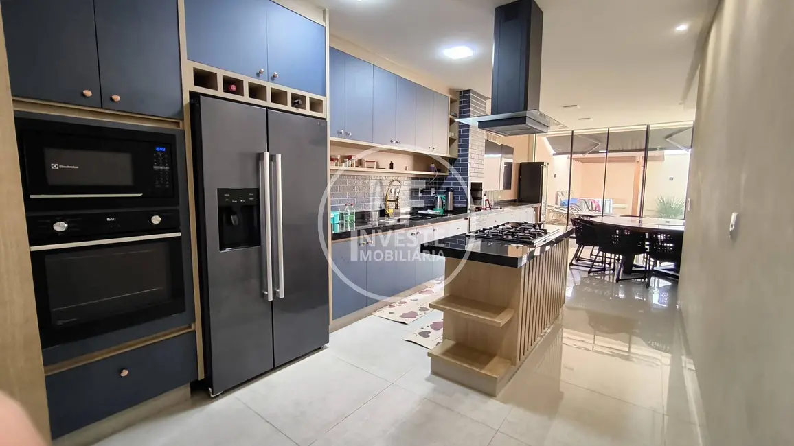 Foto 3 de Casa com 3 quartos à venda, 160m2 em Vila Rosa, Goiania - GO