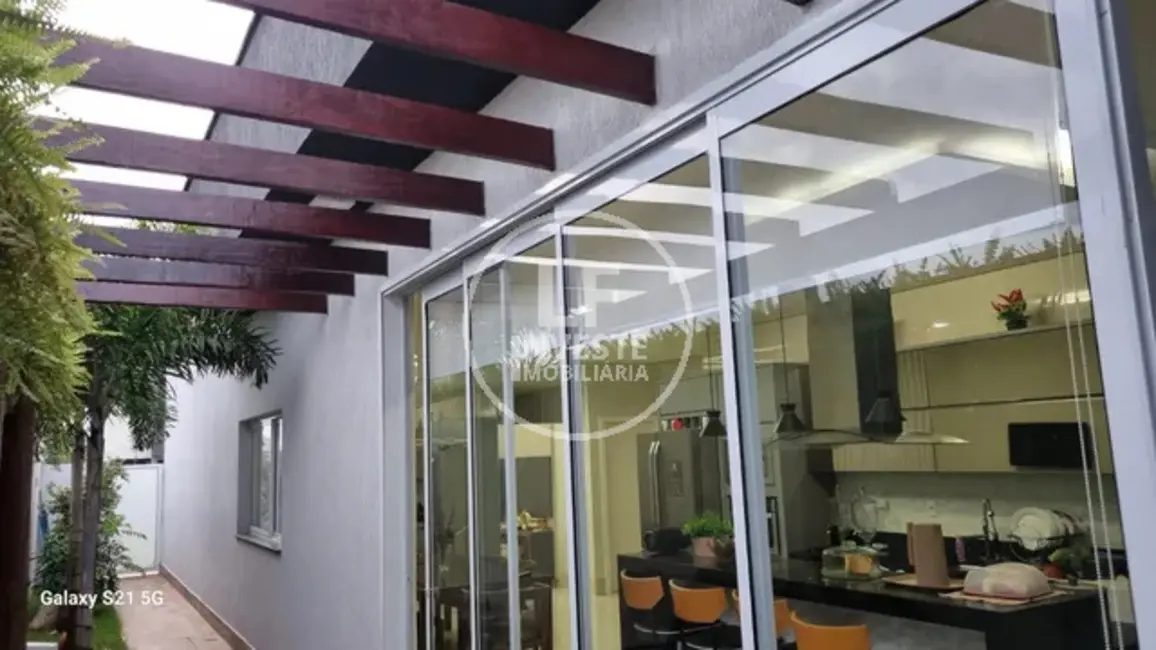 Foto 9 de Casa de Condomínio com 3 quartos à venda, 300m2 em Parqville Pinheiros, Aparecida De Goiania - GO