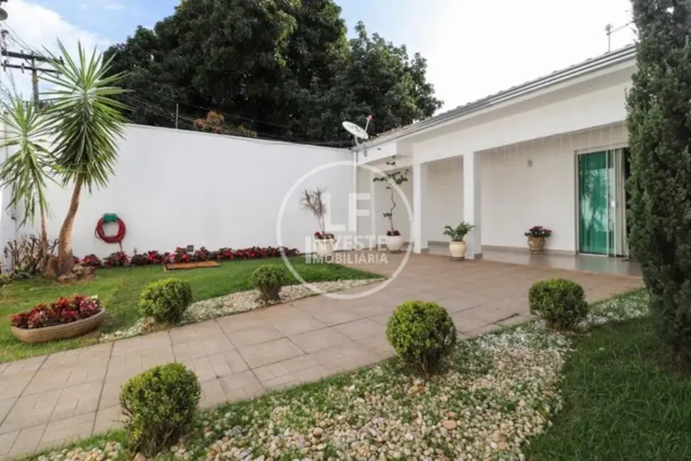Casa com 4 quartos à venda, 360m2 em Jardim América, Goiania - GO - imagem 1 Foto 1 de Casa com 4 quartos à venda, 360m2 em Jardim América, Goiania - GO