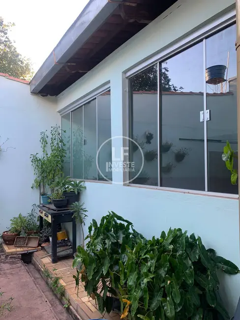 Foto 1 de Casa com 3 quartos à venda, 420m2 em Jardim Guanabara III, Goiania - GO