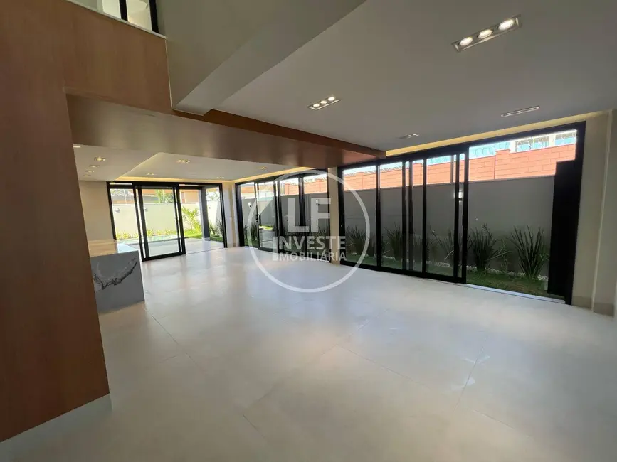 Foto 4 de Casa de Condomínio com 3 quartos à venda, 269m2 em Pólo Empresarial Goiás, Aparecida De Goiania - GO