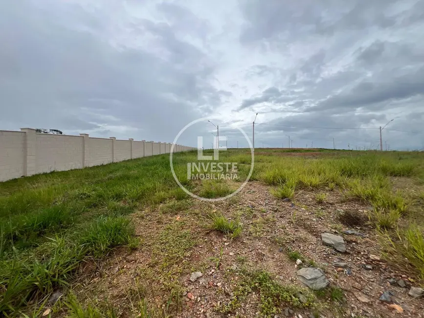 Terreno / Lote à venda, 341m2 em Senador Canedo - GO - imagem 6 Foto 6 de Terreno / Lote à venda, 341m2 em Senador Canedo - GO