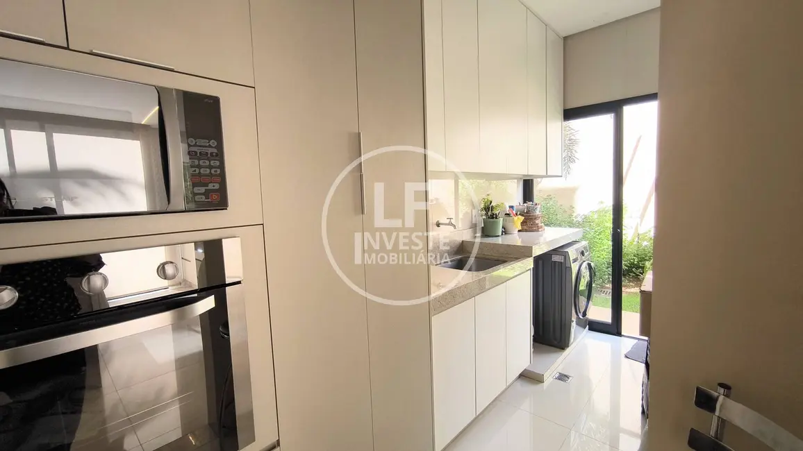 Foto 8 de Casa de Condomínio com 4 quartos à venda, 487m2 em Jardins Madri, Goiania - GO