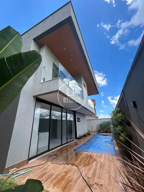 Foto 1 de Casa de Condomínio com 4 quartos à venda, 361m2 em Senador Canedo - GO