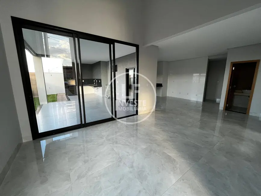 Casa de Condomínio com 3 quartos à venda, 426m2 em Jardins Nápoles, Senador Canedo - GO - imagem 7 Foto 7 de Casa de Condomínio com 3 quartos à venda, 426m2 em Jardins Nápoles, Senador Canedo - GO