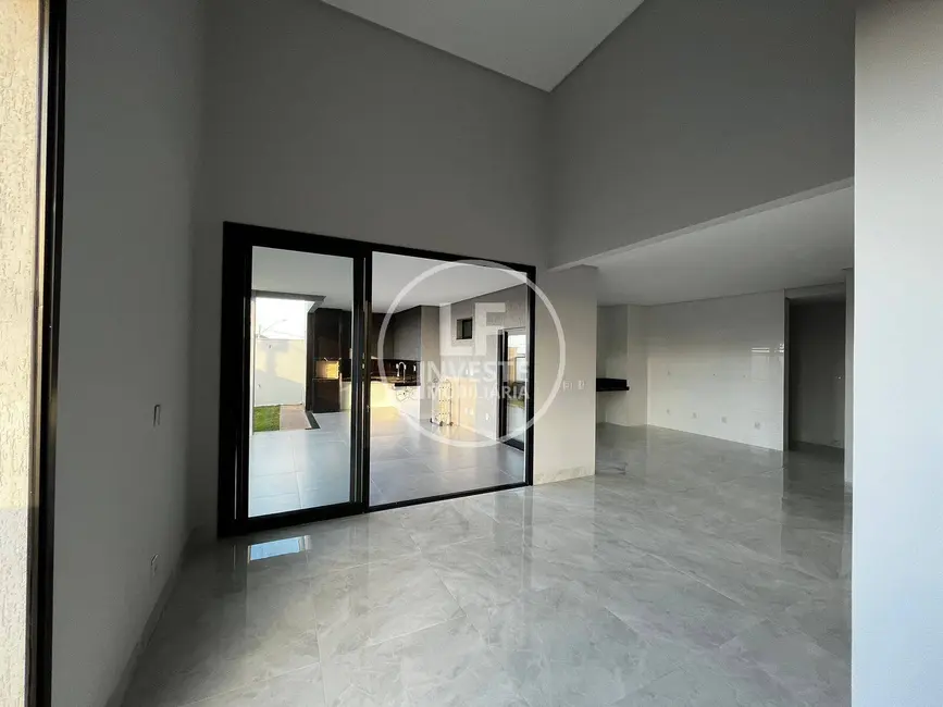 Casa de Condomínio com 3 quartos à venda, 426m2 em Jardins Nápoles, Senador Canedo - GO - imagem 8 Foto 8 de Casa de Condomínio com 3 quartos à venda, 426m2 em Jardins Nápoles, Senador Canedo - GO