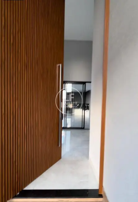 Casa de Condomínio com 3 quartos à venda, 426m2 em Jardins Nápoles, Senador Canedo - GO - imagem 3 Foto 3 de Casa de Condomínio com 3 quartos à venda, 426m2 em Jardins Nápoles, Senador Canedo - GO