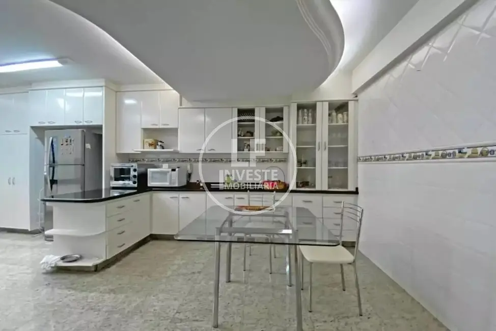 Sobrado com 4 quartos à venda, 308m2 em Setor Bueno, Goiania - GO - imagem 4 Foto 4 de Sobrado com 4 quartos à venda, 308m2 em Setor Bueno, Goiania - GO