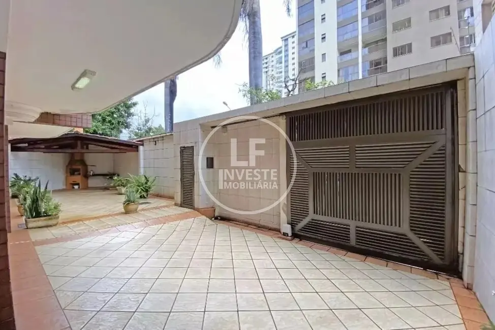 Foto 1 de Sobrado com 4 quartos à venda, 308m2 em Setor Bueno, Goiania - GO
